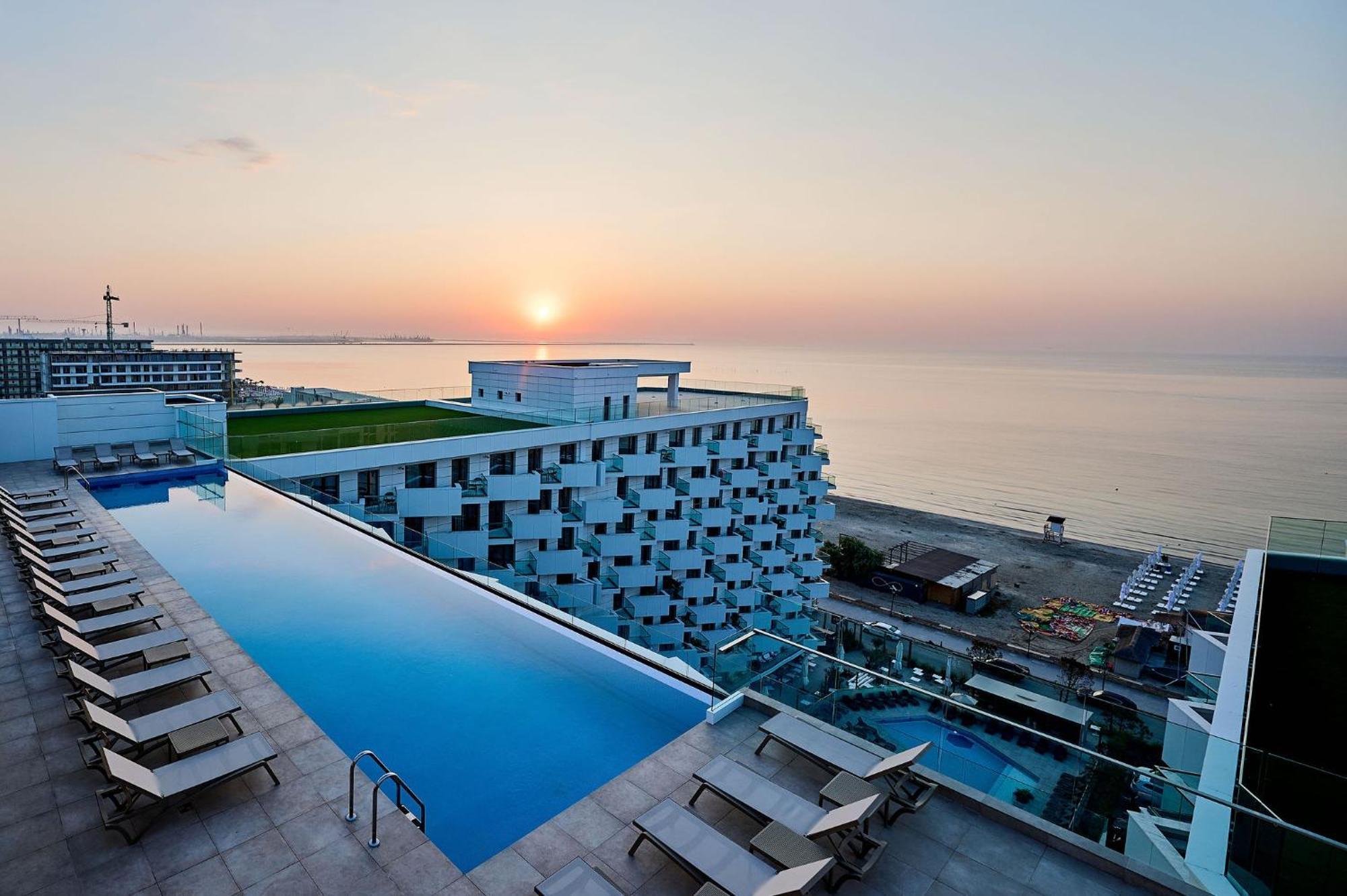 Jad Apartment In Infinity Beach Resort - Parking Mamaia Extérieur photo